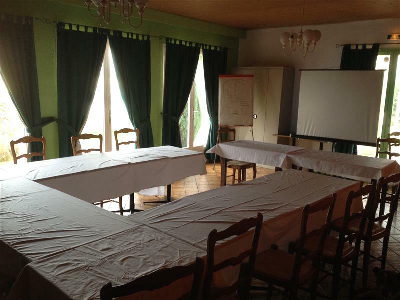Hotel Fleuritel Charleville-Mézières Eksteriør billede